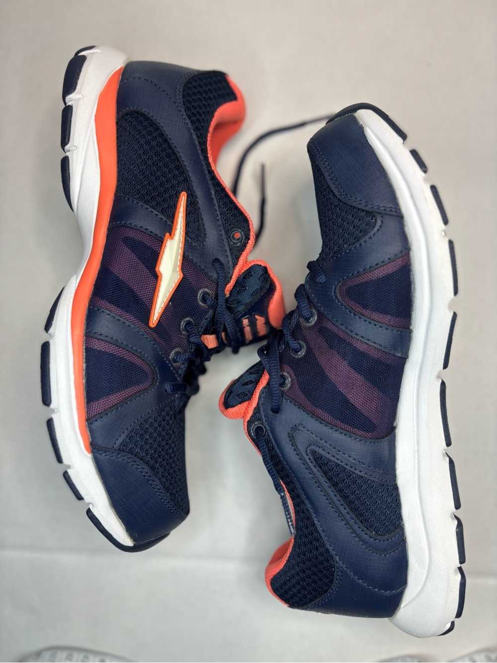 Avia Running Shoes / Sneakers - Size 9.5